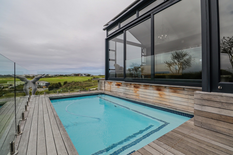 5 Bedroom Property for Sale in Oubaai Western Cape